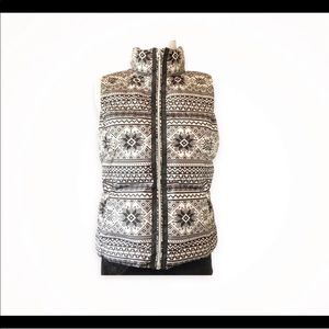 NWOT Lands End Snowflake Puffer Vest